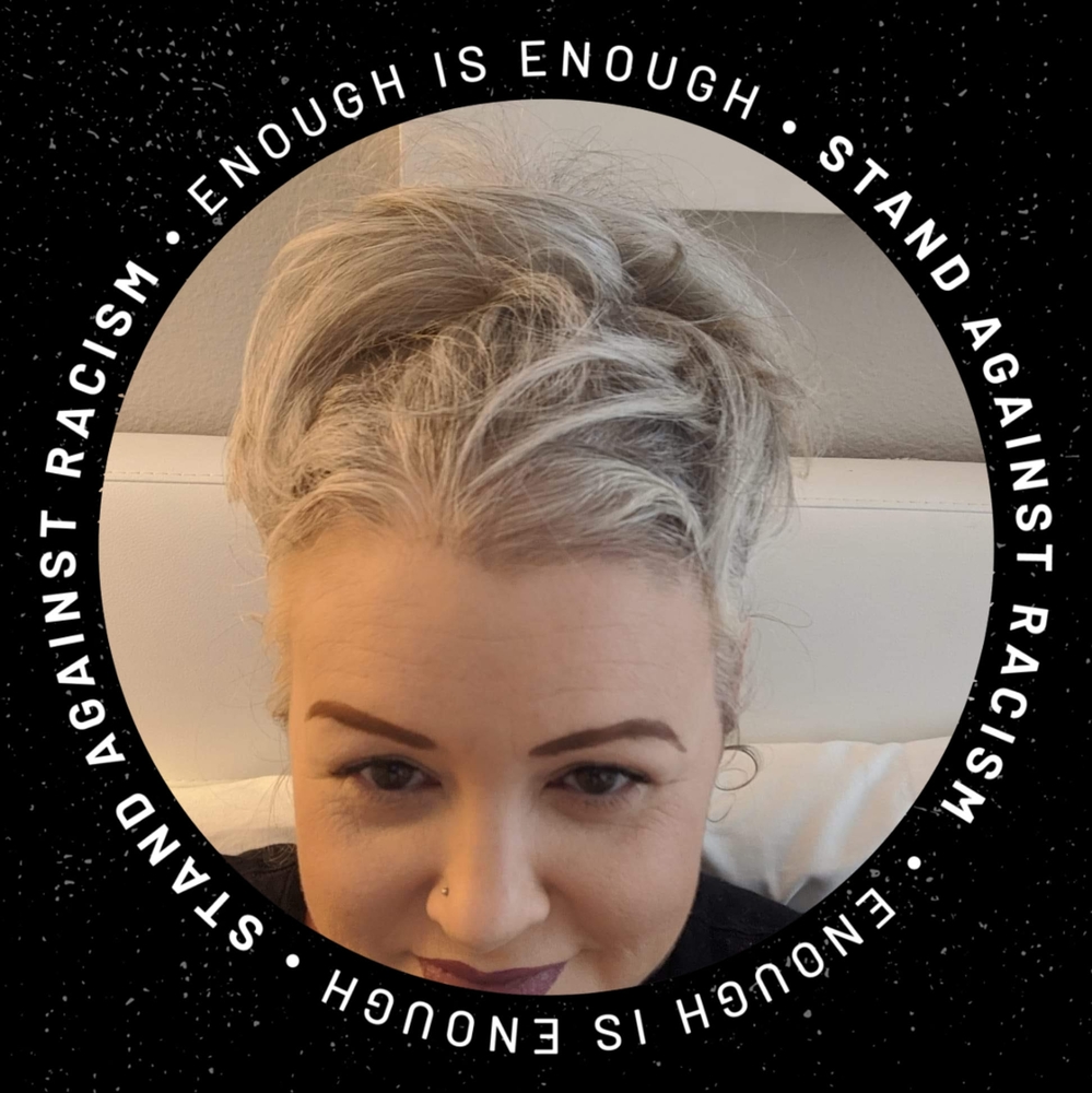 Meet your Posher, Nikki